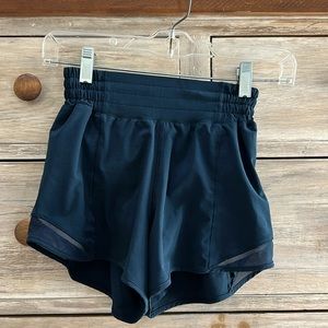 EUC Navy Lululemon Hottie Hot shorts